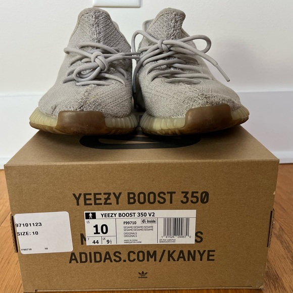 Addias Yeezys 350 - Authentic - Sz 10 - cream - used with box - Picture 4 of 5